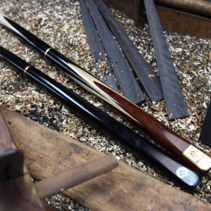O'MIN MAXIMUM 147 3/4 JOINT CUE